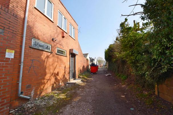 2 bedroom maisonette to rent - Photo 1