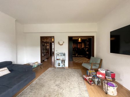 KREFELD-UERDINGEN: SCHÖNE 3,5-ZIMMER WOHNUNG IN RHEINNÄHE ZU MIETEN! - Photo 4