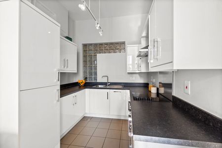 Cooper Road, London, NW10 1BF - Photo 4