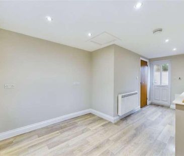 Crown Lane, Theale, Reading, RG7 - Photo 3