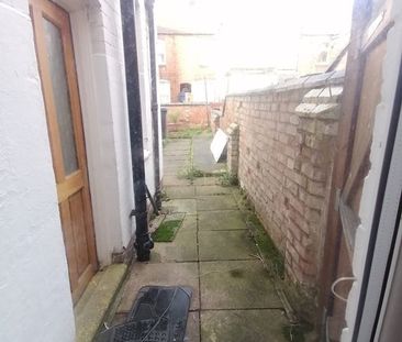 2 Bed Terraced House, Marshall Street, LE3 - Photo 6