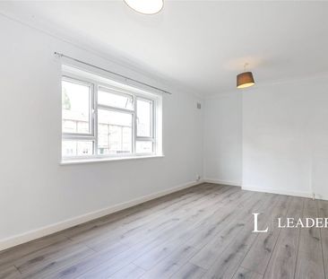 3 bedroom apartment to rent South Oval, Northampton, Northamptonshi... - Photo 1