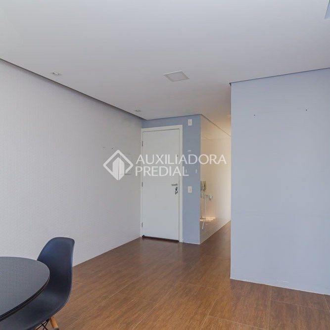 Apartamento com 2 quartos e 50m² para alugar em Sarandi, Porto Alegre. - Foto 1