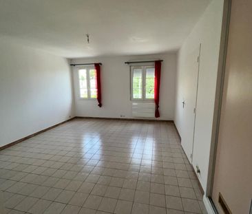 Location Appartement 2 pièces 37m² CREPY EN VALOIS 60800 - Photo 6