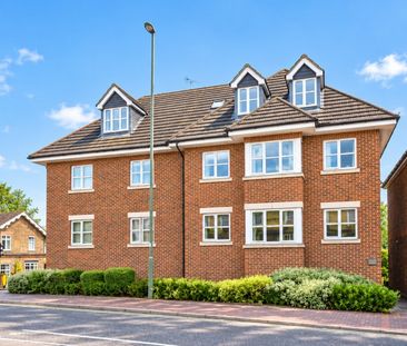 Tudor Court, Woking - 1 bedroomProperty for lettings - Seymours - Photo 5