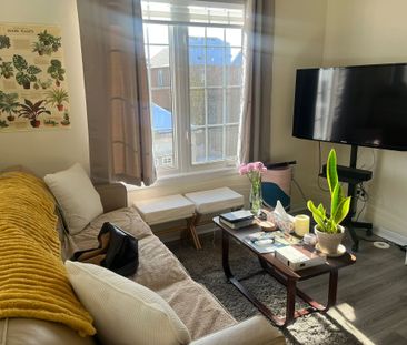 For Lease - 25 Rocking Horse Street Unit# Coach, Markham, Ontario - Photo 4