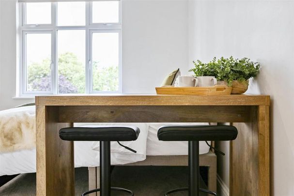 Studio to rent - Photo 1