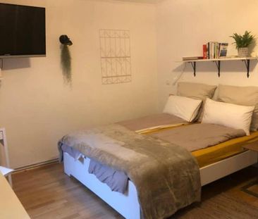 Renoviertes möbeliertes Zimmer in einer 4er WG - Photo 1