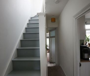 2 Bed Flat, Claude Road, E10 - Photo 2