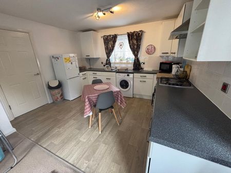 Frederick Drive, Peterborough - Photo 4