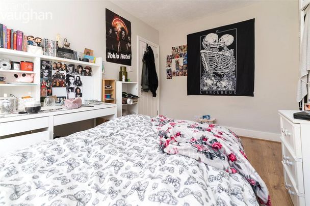 5 bedroom terraced house to rent - Photo 1