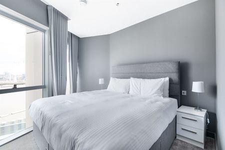 Available from Now - 2 Bed Apartment, Furnished - Photo 4