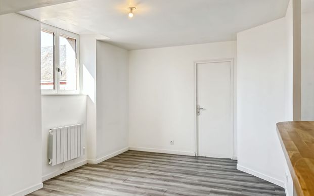 Appartement à louer 2 pièces • La Ferté-Saint-Aubin - Photo 1