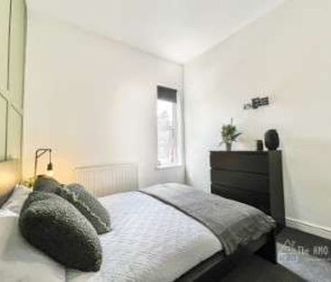Town centre shared house! Room 7 - Photo 6