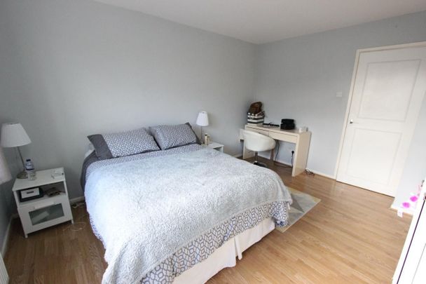 2 Bed Flat, Beaufort Court, N11 - Photo 1