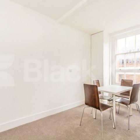 2 Bedroom, 1 bath, 1 reception Flat - Photo 1