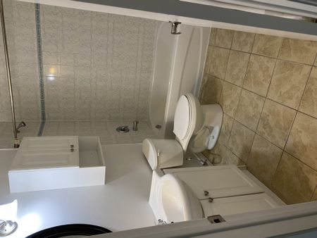 Oak Street Apartments - Photo 4