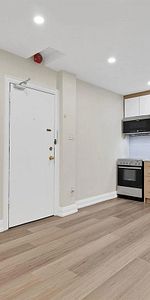 448 Spadina Road - Photo 4