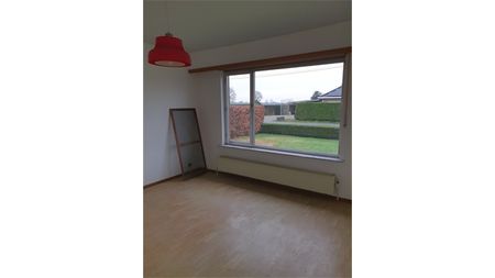 Een vrijstaande woning met tuin - Photo 2