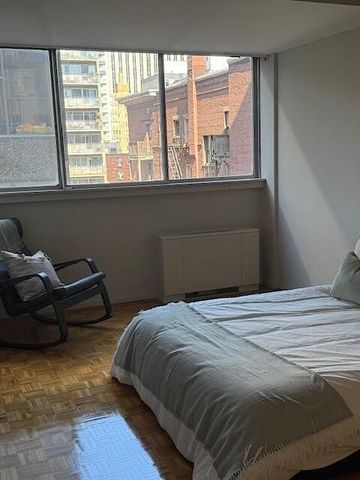 Kenson Towers, a reputable apartment building located in the central core of downtown Ottawa. - Photo 4