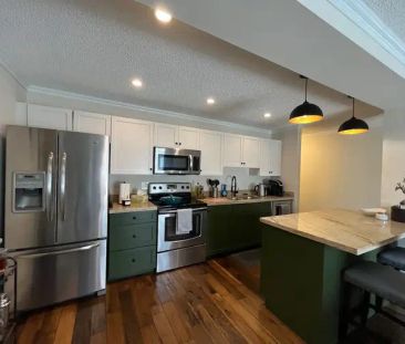 Updated 2 Bed, 1 Bath Condo in Sunalta! | 203 - 1828 12 Avenue Sout... - Photo 1