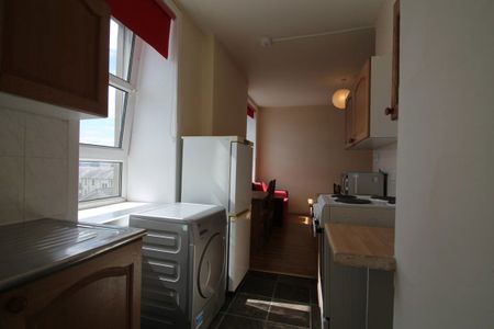 North George Street, Hilltown, Dundee - Photo 2