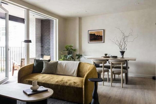 Marble House, Hayes And Harlington, UB3 - Photo 1