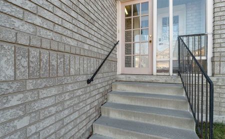 For Lease - 254 Wildgrass Road, Mississauga, Ontario - Photo 5