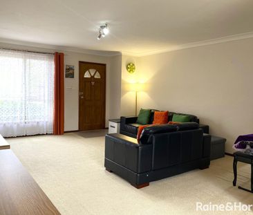 COZY TWO BEDROOM VILLA IN A QUIET LOCATION! CLOSE TO ALL INGLEBURN ... - Photo 6