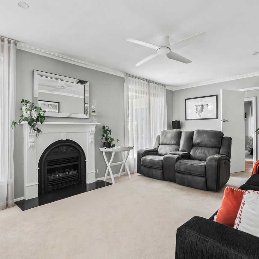 20 Oaktree Road, Youngtown - Photo 1