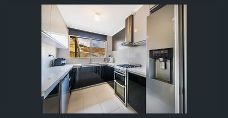 Comfortable Family Home for Lease - Photo 3