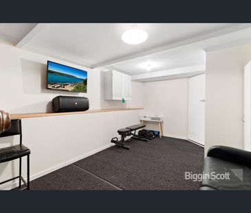 12 Carrol Grove, Mount Waverley, Vic 3149 - Photo 5