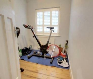 3 Bed Terraced House, Calverton Road, E6 - Photo 6