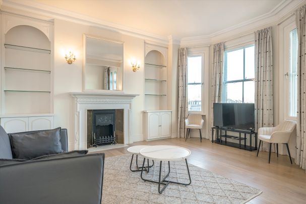 Langham Mansions, Earls Court, SW5, London - Photo 1