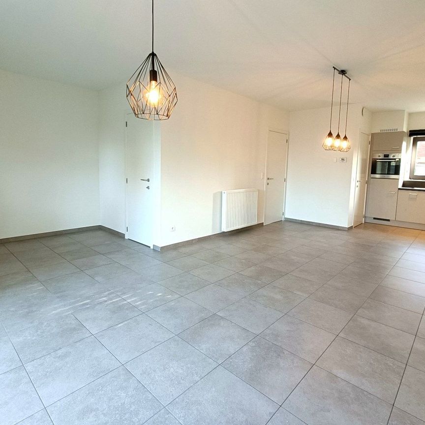 RECENTE WONING MET TUIN EN CARPORT - Foto 1