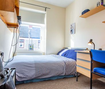 Great 6 bedroom house for busy students - Photo 3