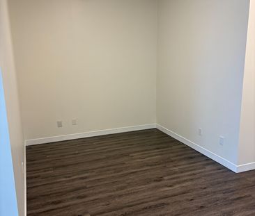 For Lease - 2081 Fairview Street Unit# 2007, Burlington, Ontario - Photo 6