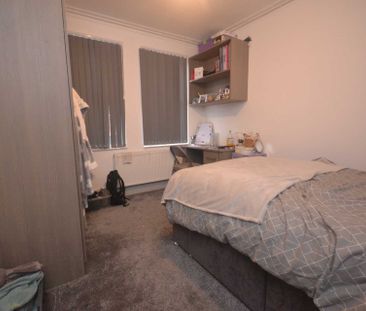 Price £4,050 pcm - Available 01/07/2026 - Furnished - Photo 3