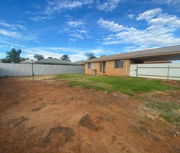 17C Gordon Street, Kalgoorlie WA 6430 - Photo 2