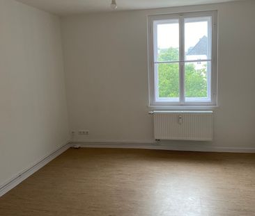 2-Zimmer-Wohnung mit Tageslichtbad // 2.OG links - Photo 1