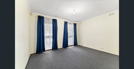 Charming Family Home in Prime Craigieburn Location $490/week - Photo 4