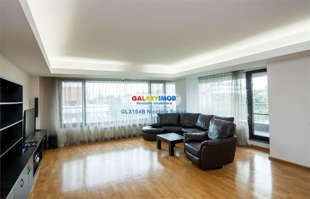 PENTHOUSE 4 CAMERE PRIMAVERII BIROU SAU REZIDENTA - Photo 1
