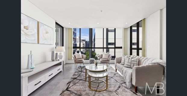 LUXURIOUS COMFORT WITH UNMATCHED EVERYDAY CONVENIENCE - Photo 1