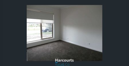 Cozy 2 bedroom home - Photo 3