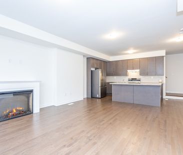 For Lease - 15 Gunton Street, Aurora, Ontario - Photo 6