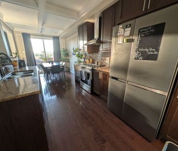 For Lease - 2019 Trawden Way Unit# 16, Oakville, Ontario - Photo 2