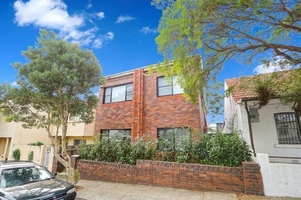 3/64 Chelmsford Street, Newtown, NSW 2042 - Photo 1