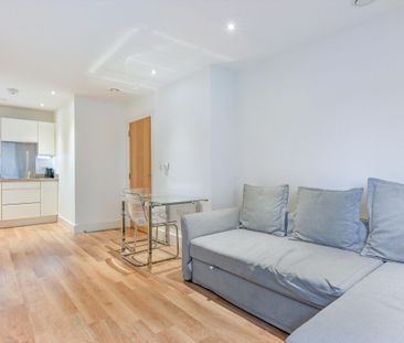 One bedroom flat in the heart of Guildford, GU1. - Photo 3