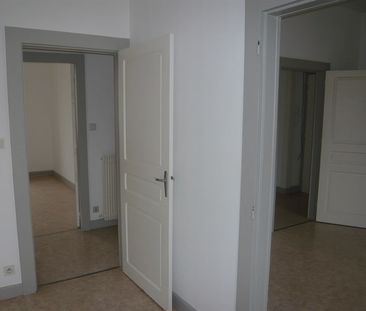 Location Appartement 3 pièces 85m² - Photo 5