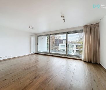 Appartement met één slaapkamer in Forest - Photo 3